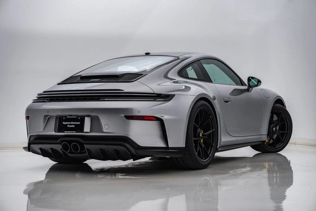 2026 Porsche 992 GT3 - Image 11 of 31
