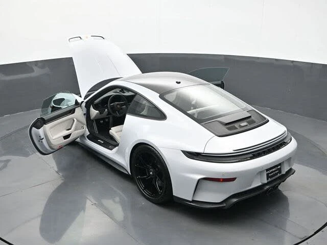 2026 Porsche 992 GT3 - Image 25 of 30