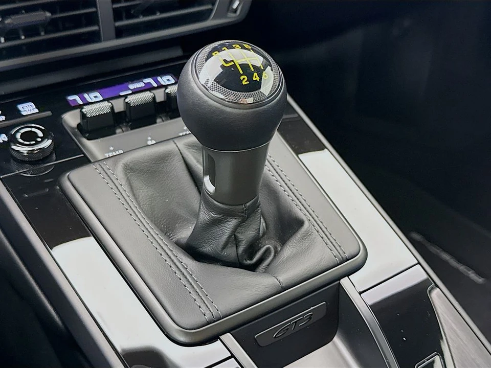 2026 Porsche 992 GT3 - Image 23 of 31