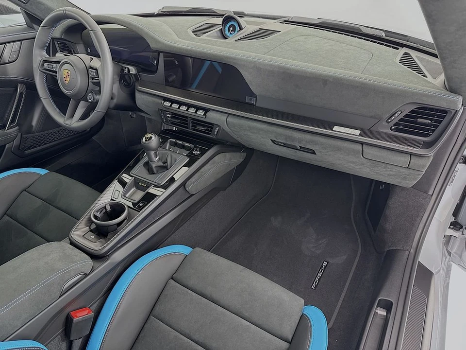 2026 Porsche 992 GT3 - Image 28 of 31