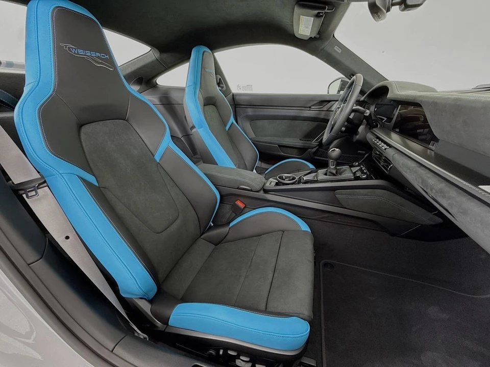 2026 Porsche 992 GT3 - Image 27 of 31
