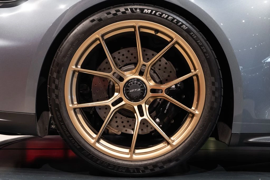 2026 Porsche 992 GT3 - Image 14 of 31