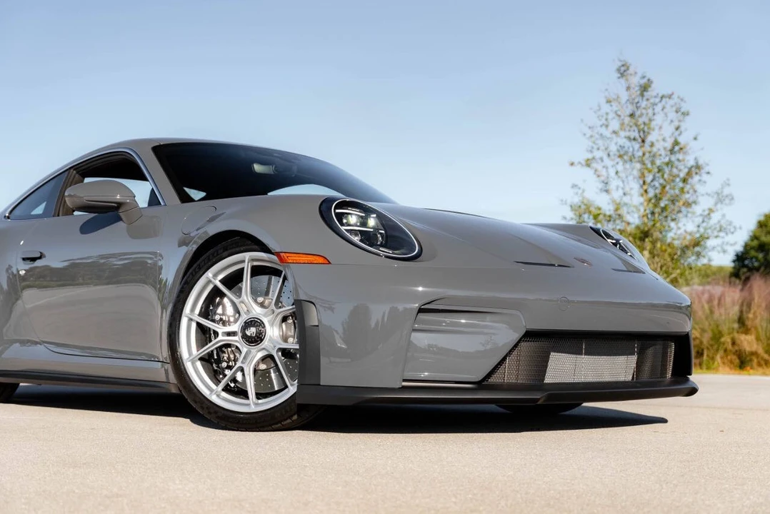 2026 Porsche 992 GT3 - Image 14 of 21