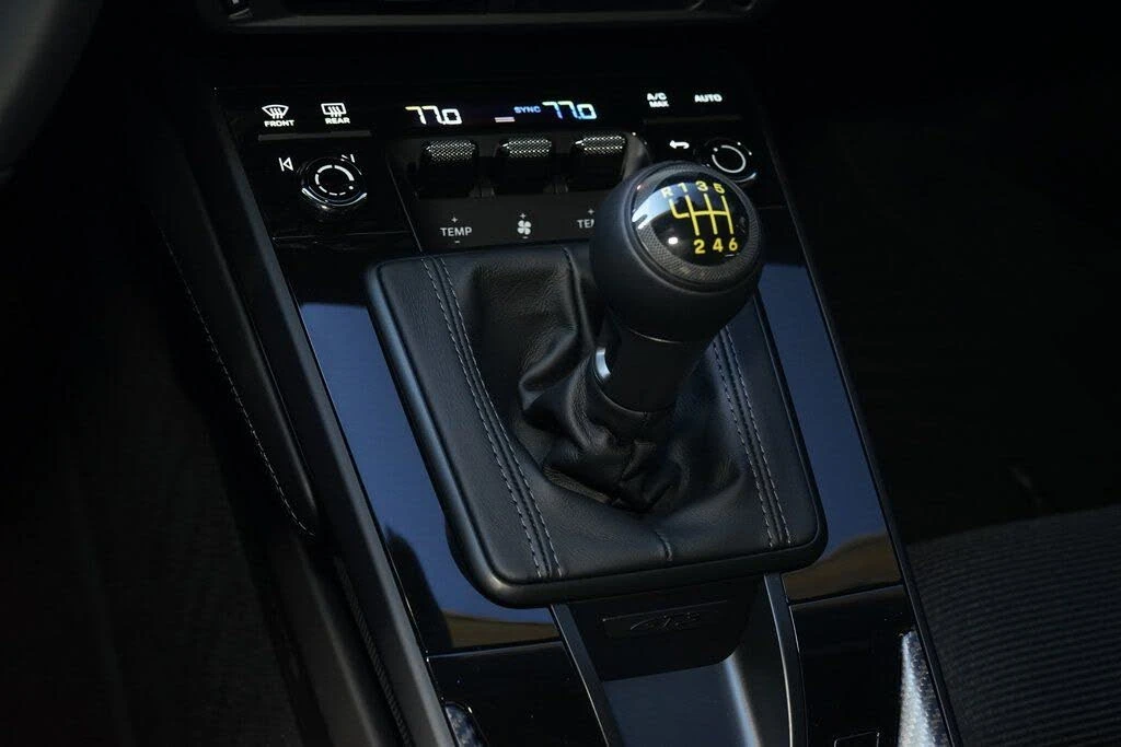 2026 Porsche 992 GT3 Touring - Image 18 of 31