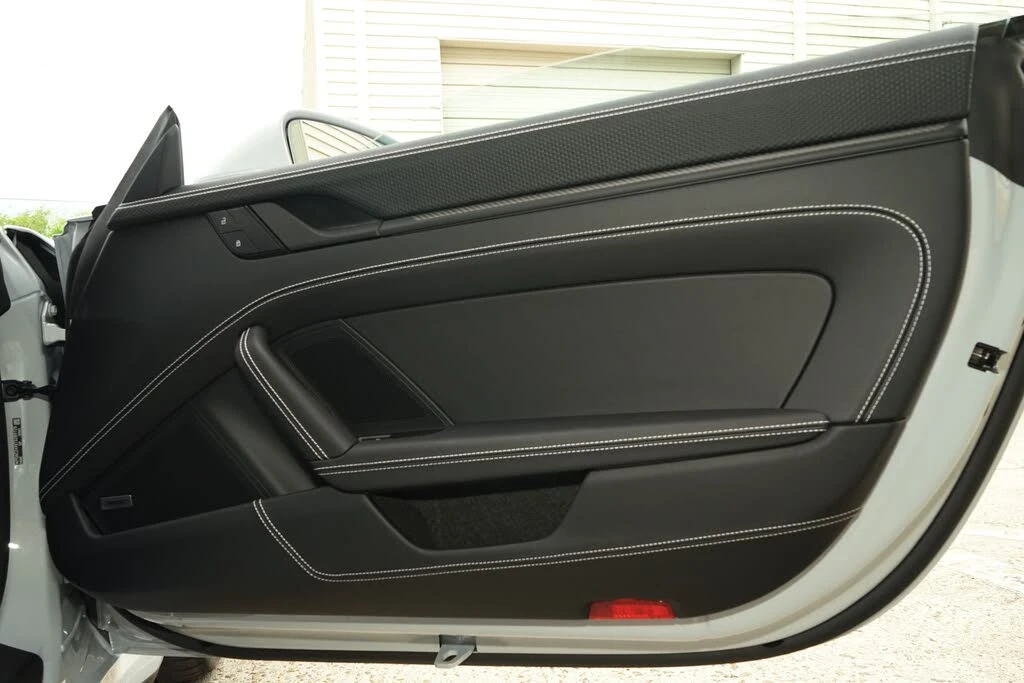 2026 Porsche 992 GT3 Touring - Image 24 of 31