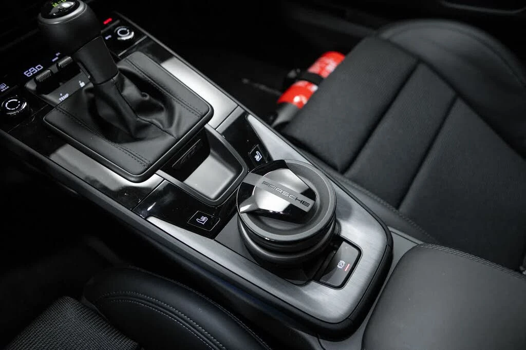 2026 Porsche 992 GT3 Touring - Image 28 of 31
