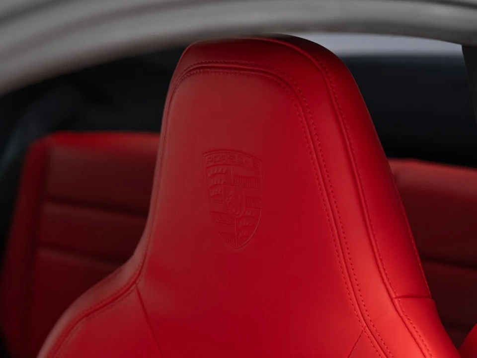 2026 Porsche 992 GT3 Touring - Image 18 of 31
