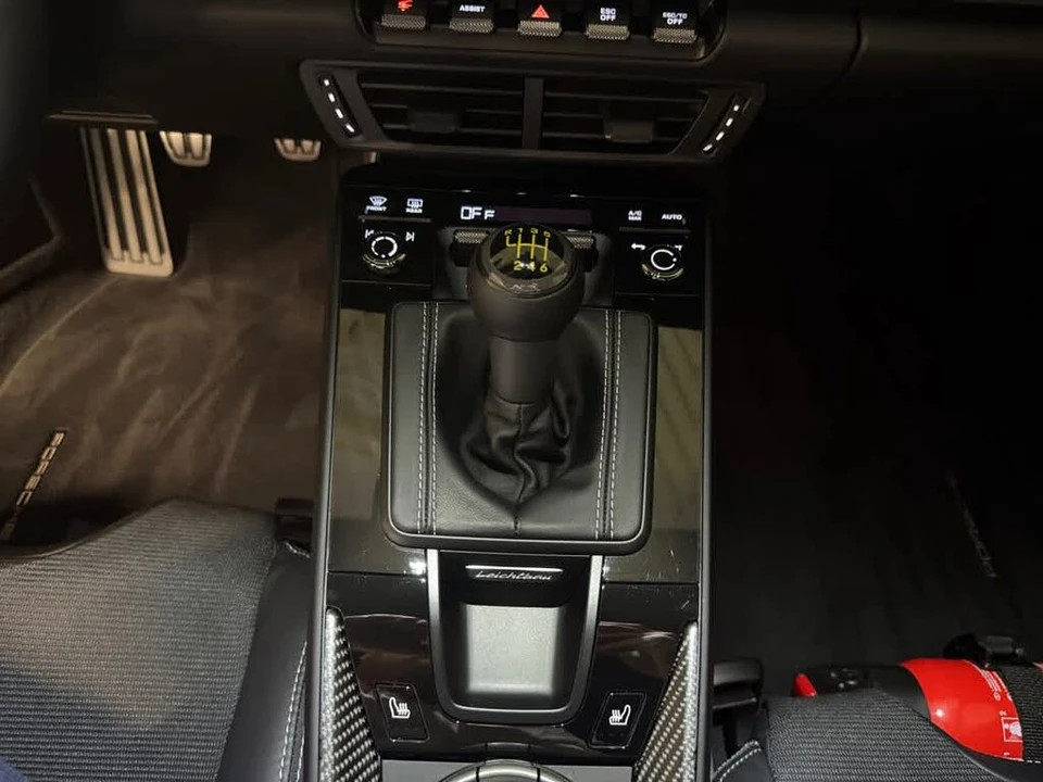 2026 Porsche 992 GT3 Touring - Image 20 of 31