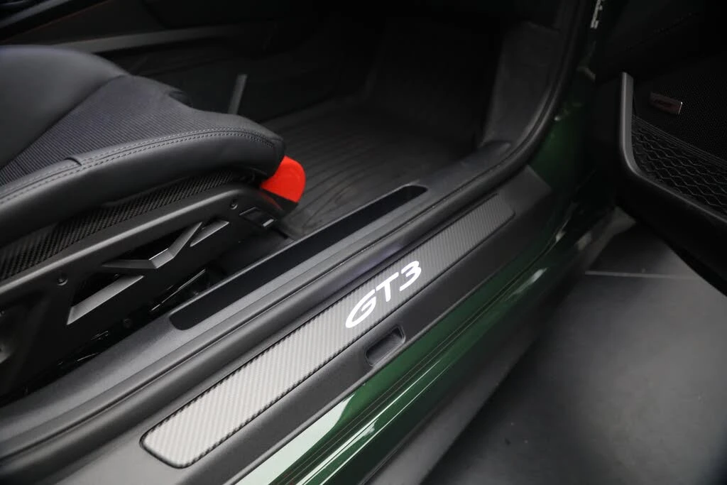 2026 Porsche 992 GT3 Touring - Image 25 of 31