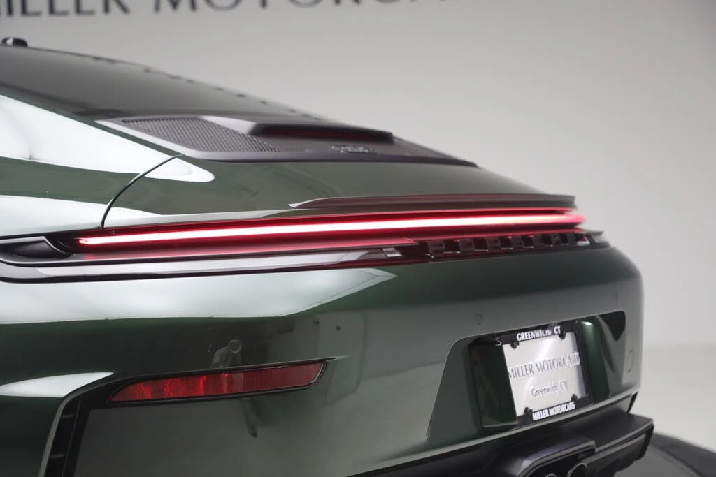 2026 Porsche 992 GT3 Touring - Image 27 of 31