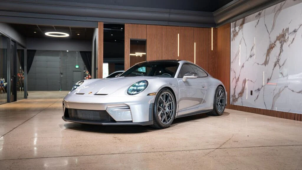 2026 Porsche 992 GT3 Touring - Image 3 of 31