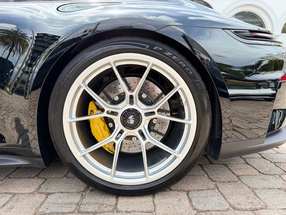 2026 Porsche 992 GT3 Touring - Image 28 of 31