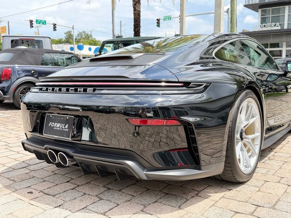 2026 Porsche 992 GT3 Touring - Image 14 of 31