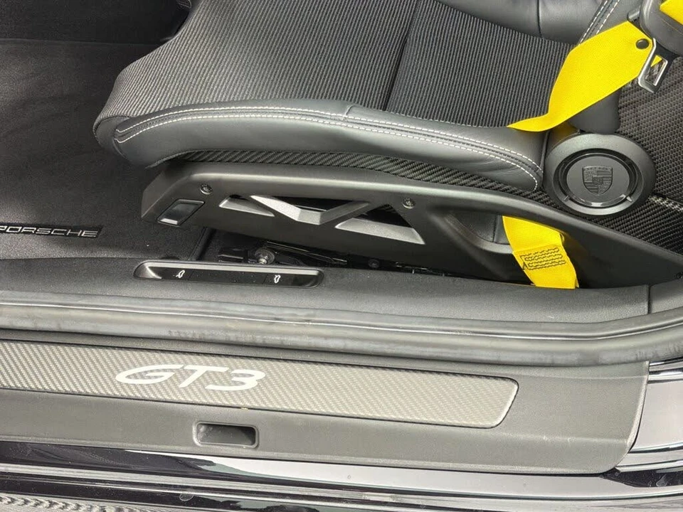 2026 Porsche 992 GT3 Touring - Image 16 of 29