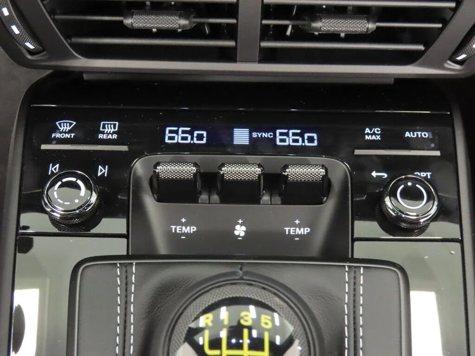 2026 Porsche 992 GT3 Touring - Image 27 of 31