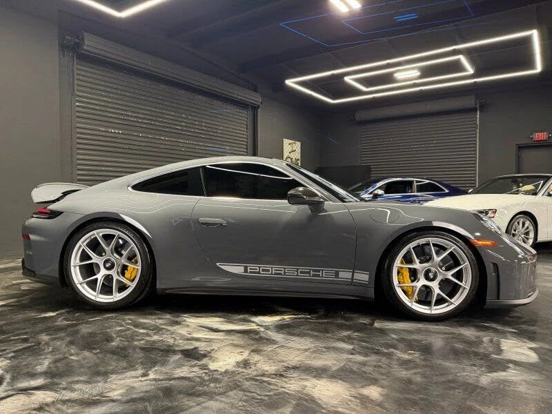 2026 Porsche 992 GT3 Touring - Image 4 of 23