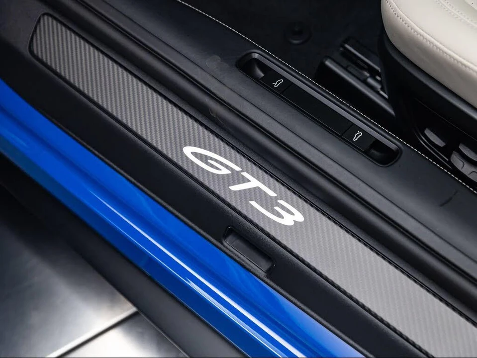 2026 Porsche 992 GT3 Touring - Image 25 of 31