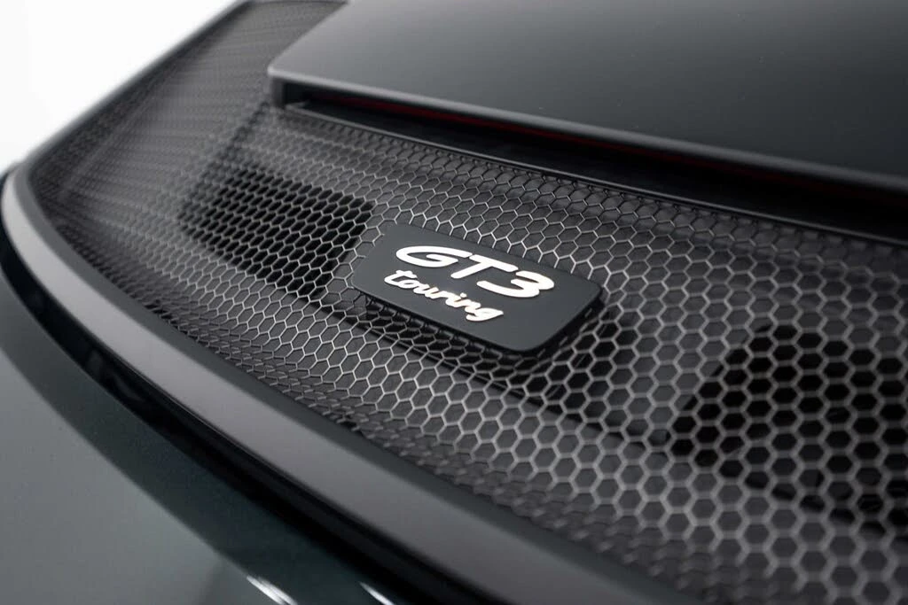 2026 Porsche 992 GT3 Touring - Image 28 of 31