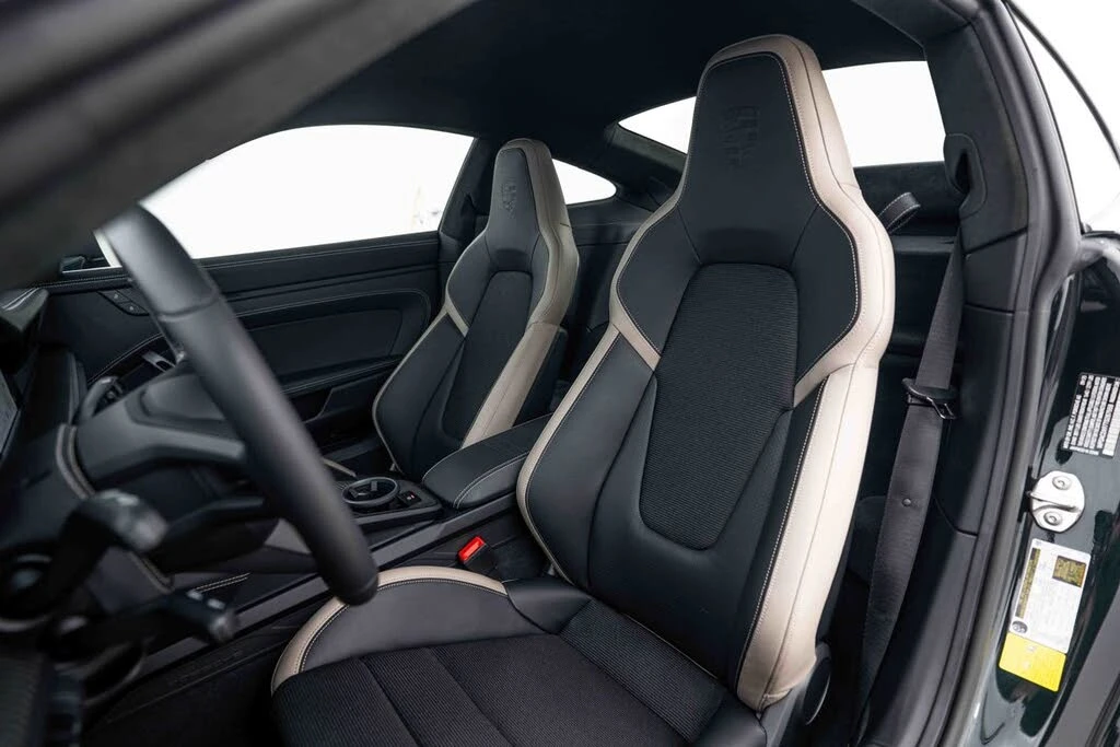 2026 Porsche 992 GT3 Touring - Image 25 of 31