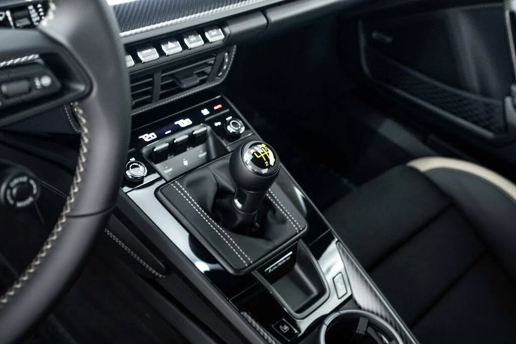 2026 Porsche 992 GT3 Touring - Image 17 of 31