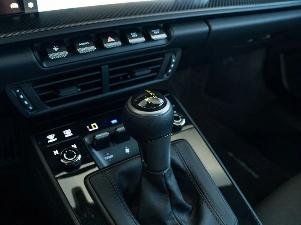 2026 Porsche 992 GT3 Touring - Image 12 of 31