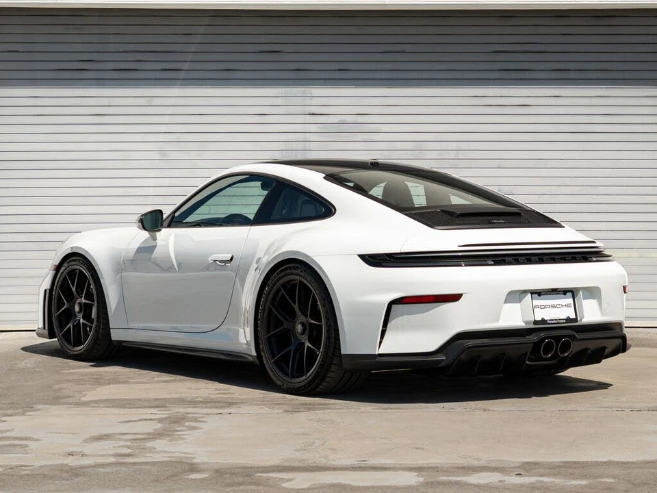 2026 Porsche 992 GT3 Touring - Image 3 of 31