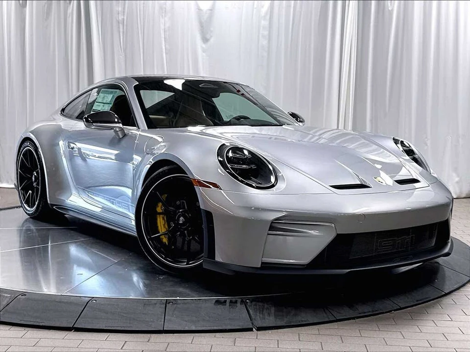 2026 Porsche 992 GT3 - Image 9 of 31