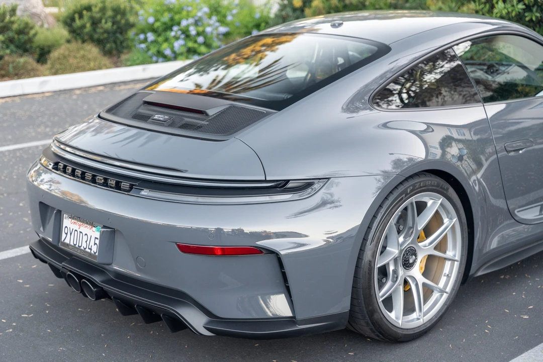 2026 Porsche 992 GT3 Touring - Image 26 of 31