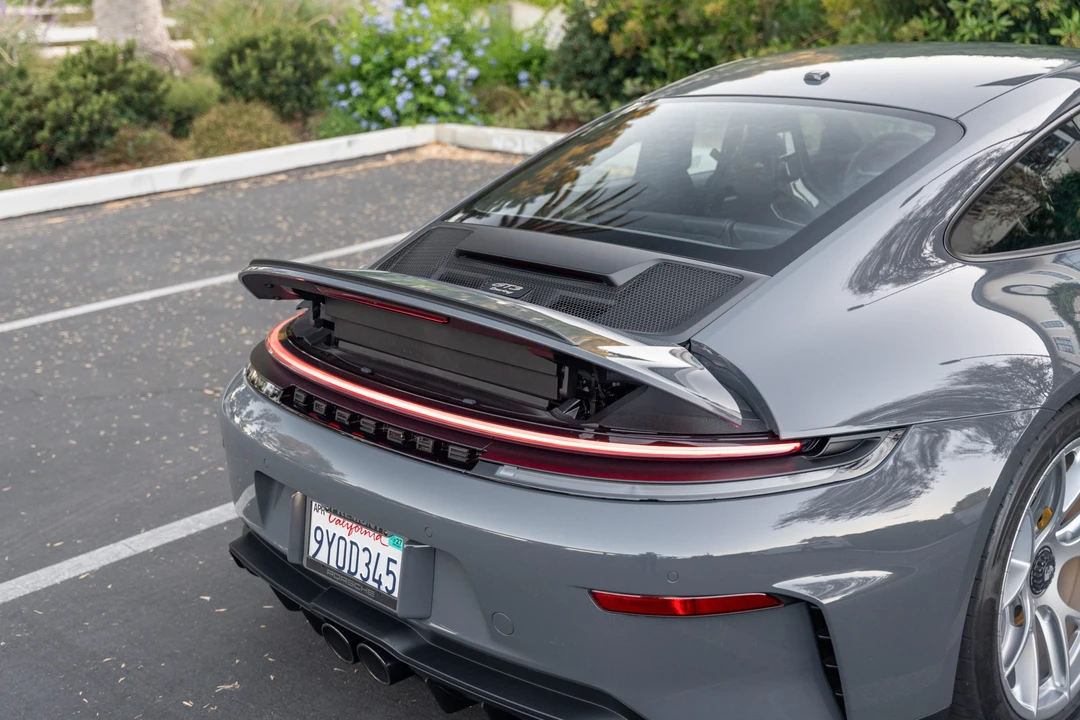 2026 Porsche 992 GT3 Touring - Image 25 of 31