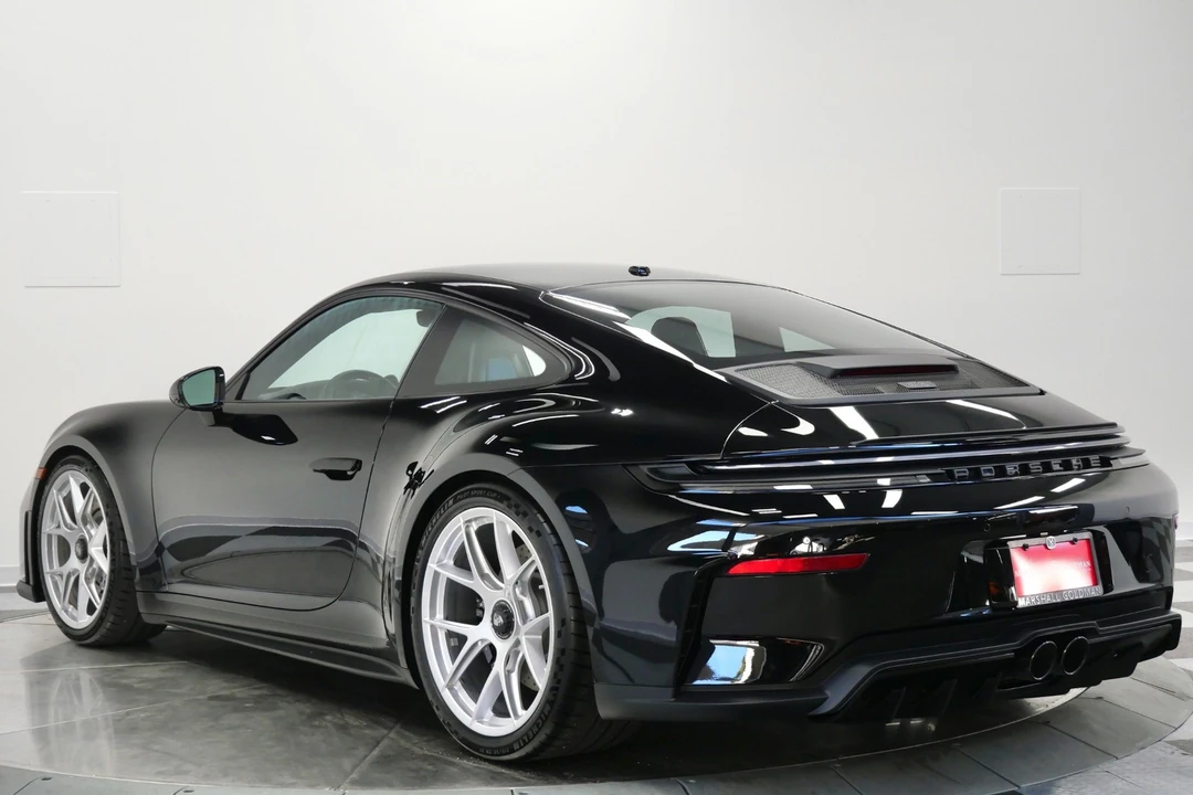 2026 Porsche 992 GT3 - Image 7 of 21