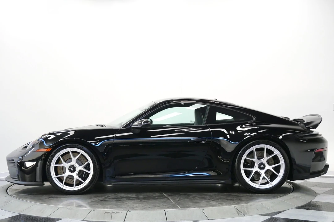 2026 Porsche 992 GT3 - Image 6 of 21
