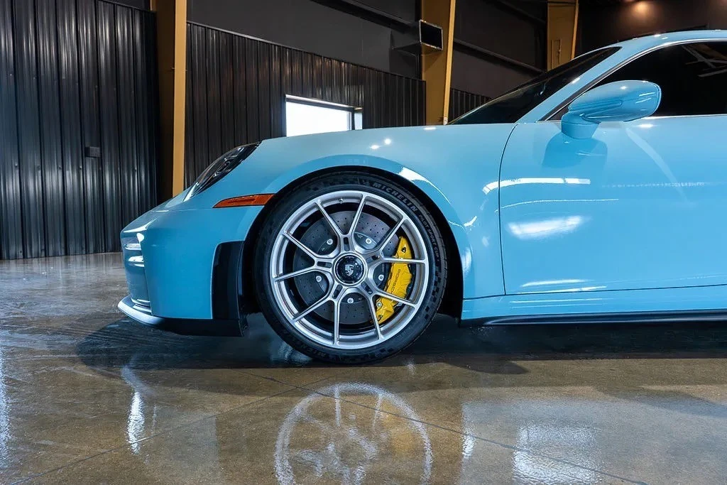 2026 Porsche 992 GT3 Touring - Image 26 of 31