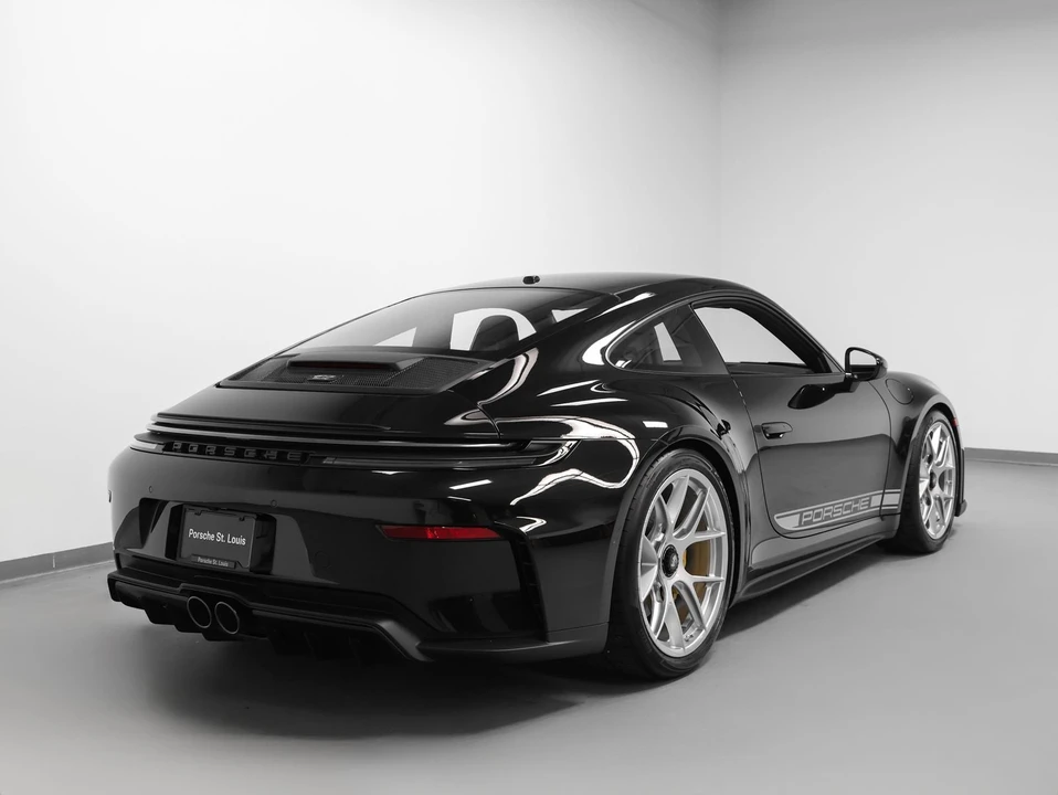 2026 Porsche 992 GT3 Touring - Image 12 of 31