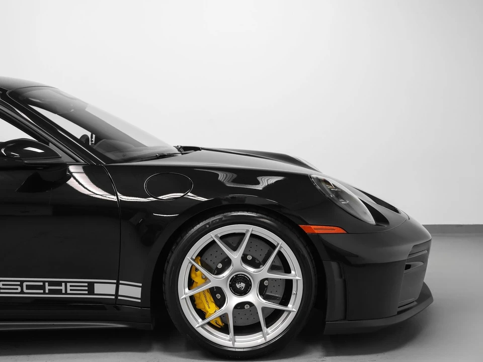 2026 Porsche 992 GT3 Touring - Image 18 of 31