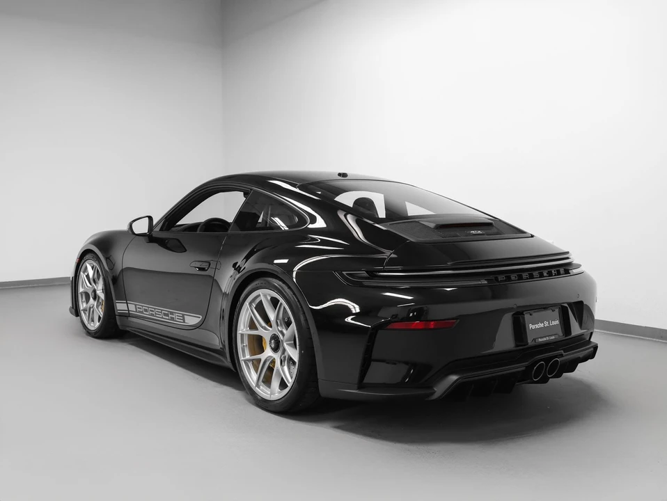 2026 Porsche 992 GT3 Touring - Image 3 of 31