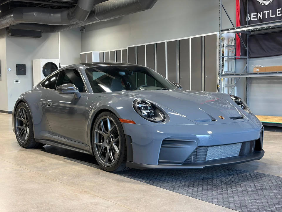 2026 Porsche 992 GT3 - Image 26 of 31