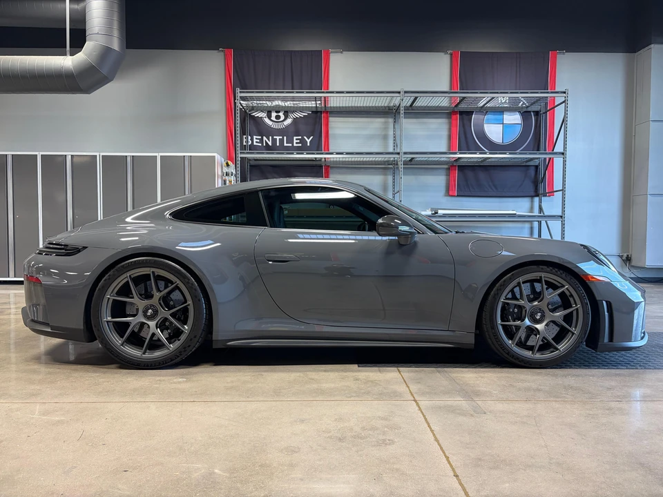 2026 Porsche 992 GT3 - Image 25 of 31