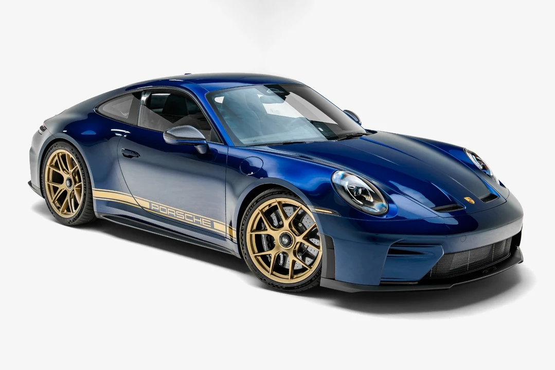 2026 Porsche 992 GT3 Touring - Image 15 of 31