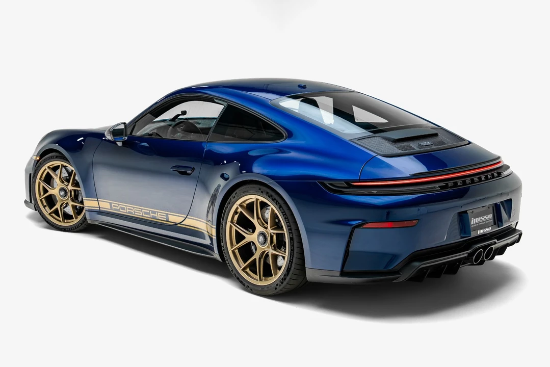 2026 Porsche 992 GT3 Touring - Image 16 of 31