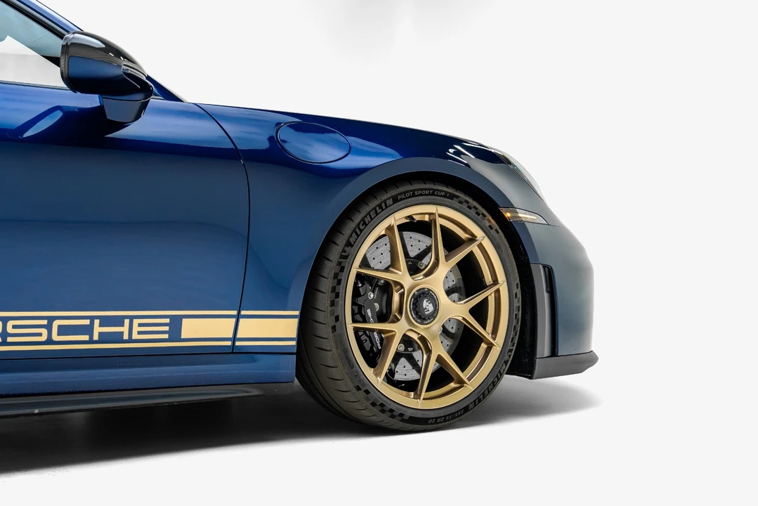 2026 Porsche 992 GT3 Touring - Image 20 of 31