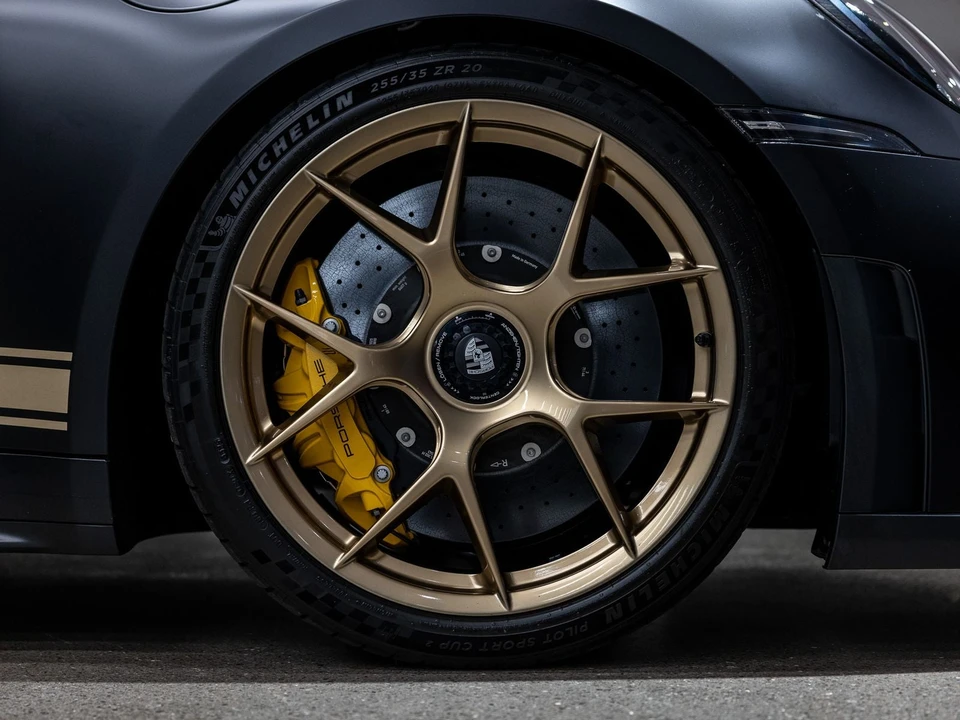 2026 Porsche 992 GT3 Touring - Image 20 of 31