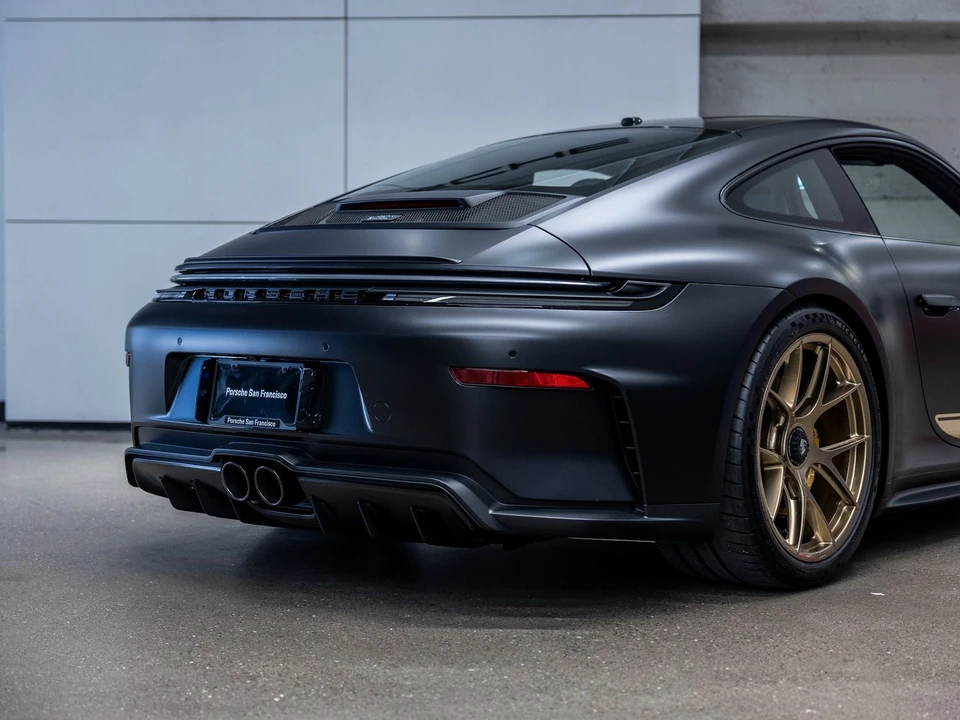 2026 Porsche 992 GT3 Touring - Image 28 of 31