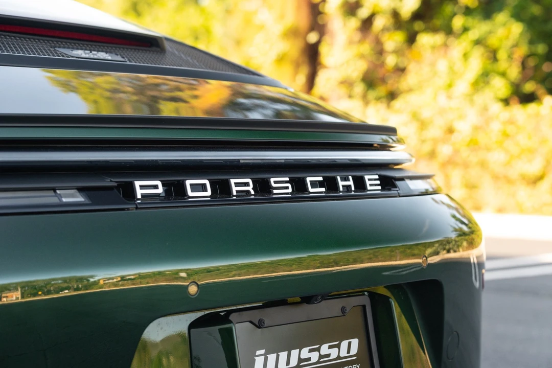 2026 Porsche - Image 22 of 31