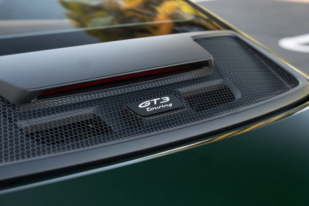 2026 Porsche - Image 23 of 31