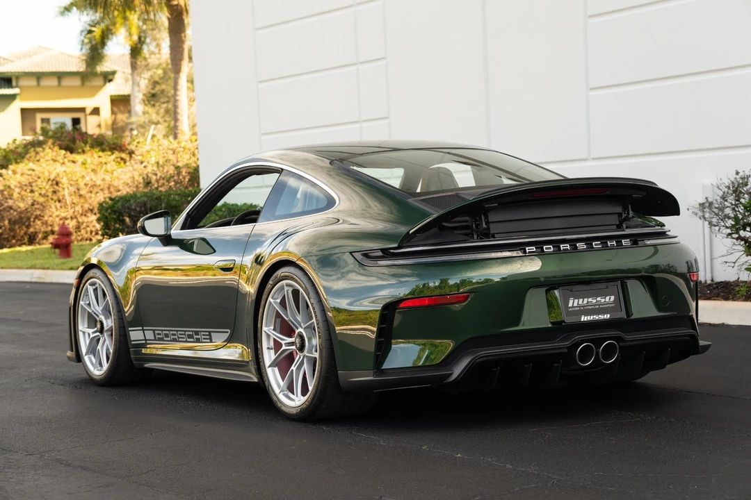 2026 Porsche - Image 30 of 31