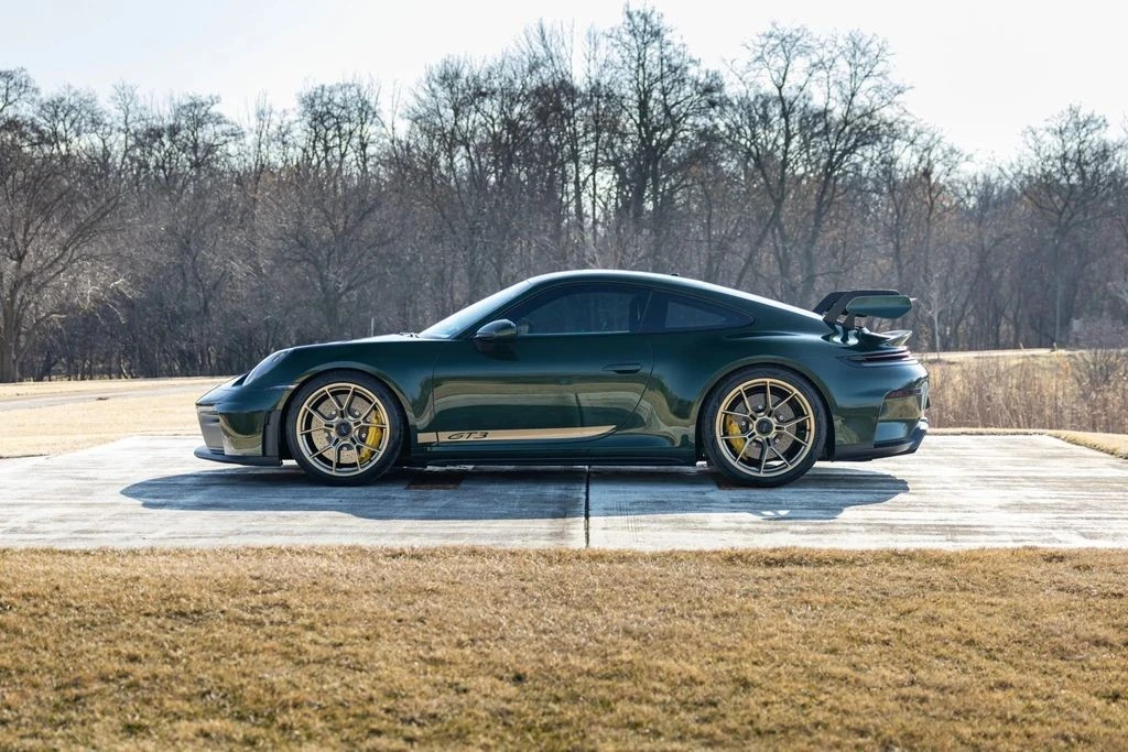 2026 Porsche - Image 20 of 31