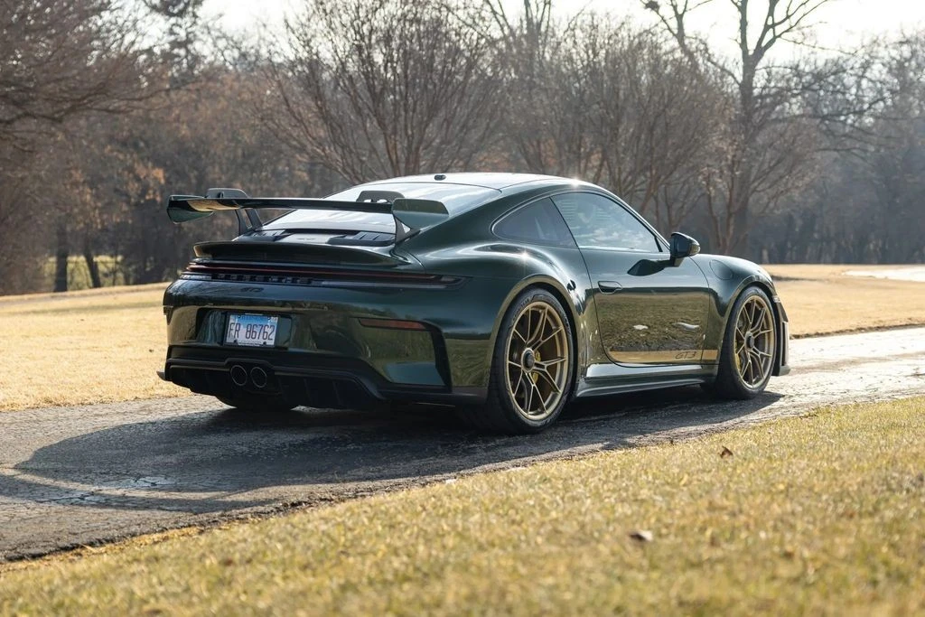2026 Porsche - Image 14 of 31