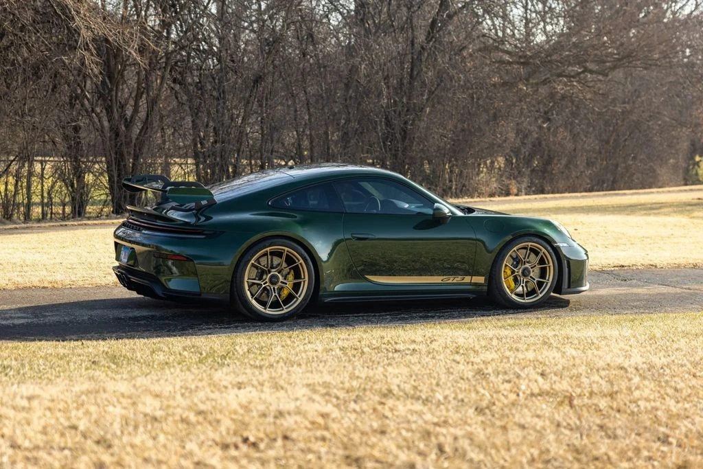 2026 Porsche - Image 15 of 31