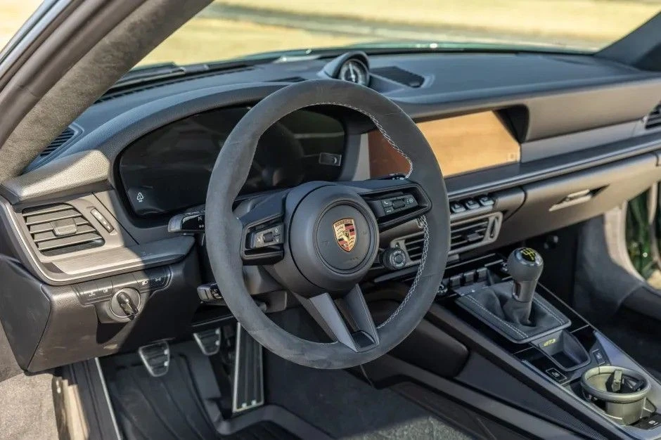 2026 Porsche 992 GT3 - Image 22 of 31