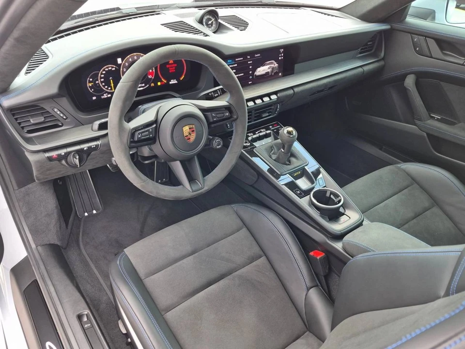 2026 Porsche 992 GT3 - Image 4 of 4
